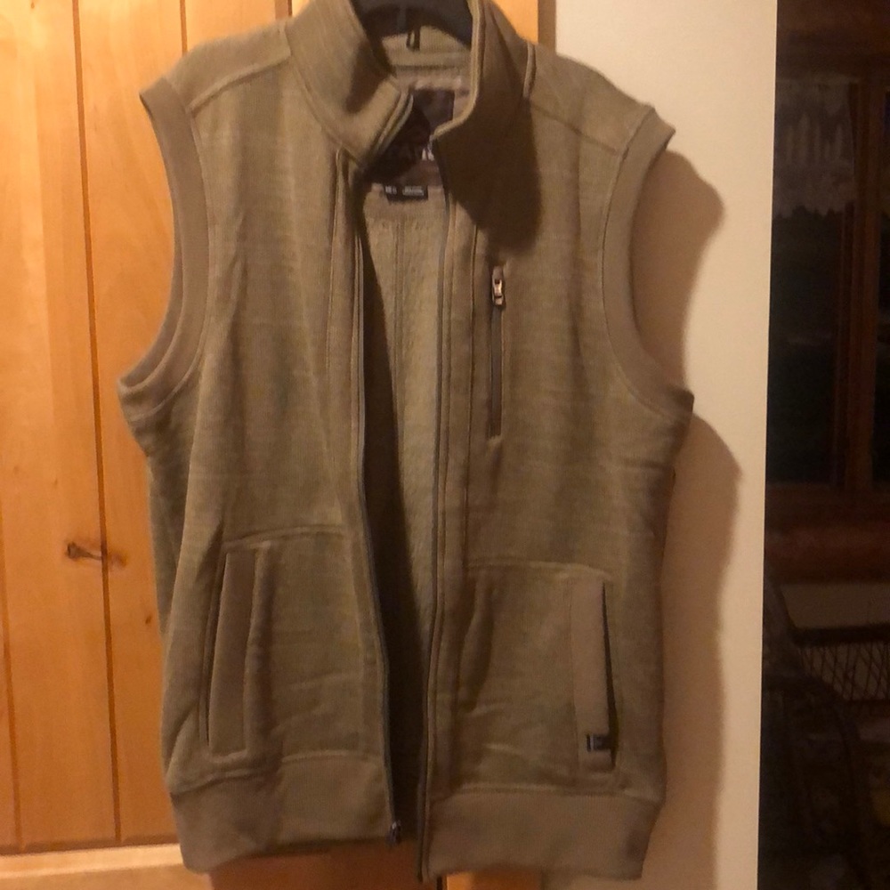 Prana men’s vest
